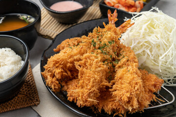 Harekatsu, pork cutlet, shrimp cutlet, kimchi fried rice, kimchi, cheese katsu, udon, roskatsu, fish cutlet, side dish, sauce, cabbage