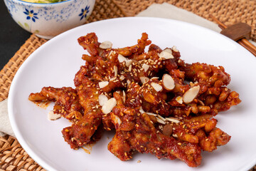 Stir-fried spicy soup, stir-fried chicken feet, steamed monkfish, Korean food, chicken feet, steamed fish, spicy food