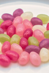 カラフルでポップな可愛いグミキャンディー