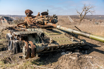 A destroyed tank in Ukraine, war in Ukraine