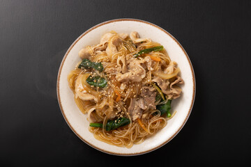 豚肉の春雨炒め　チャプチェ