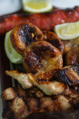 Grilled chitterlings with lemon