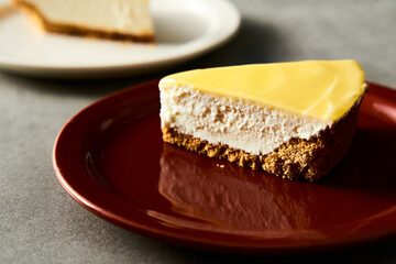 Mascarpone cheesecake with lemon curd and shortbread base. 