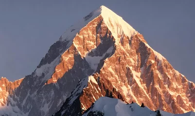 Papier Peint photo K2 Enchanting Peaks: Pakistan's K2 Summit at Dawn