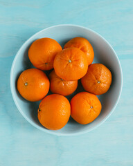 tangerines in a bowl