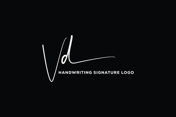  VD initials Handwriting signature logo. VD Hand drawn Calligraphy lettering Vector. VD letter real estate, beauty, photography letter logo design.