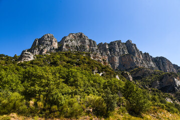 Fototapeta na wymiar Beautiful rocks in the Verdon canyon in France on a sunny day.