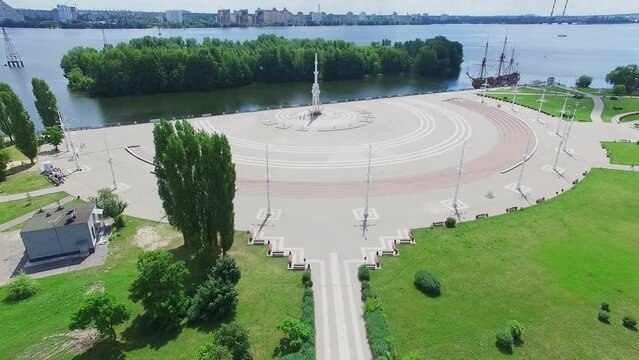 Admiralteyskaya square with Rostral column and floating Museum 