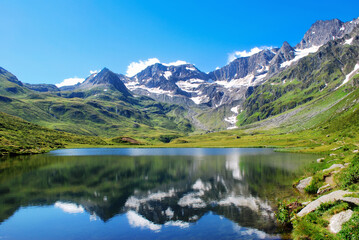 Fototapeta premium Lago alpino