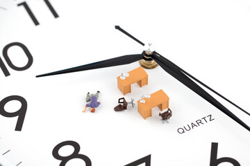 Microcreative high-intensity overtime fell on the post