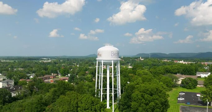 American water tower in old town Berea, Kentucky with logo Where art's alive. Historical American city architecture. Old city in Madison County, USA