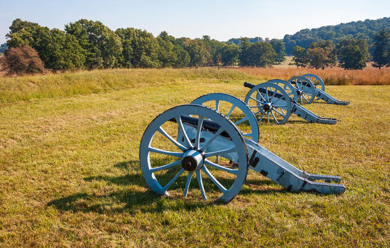 Replica cannons at Valley Forge National Historical Park, Revolutionary War encampment, northwest of Philadelphia, in Pennsylvania, USA