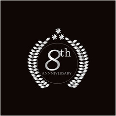 Fototapeta premium 8th years of anniversary wishes with silver gradient color