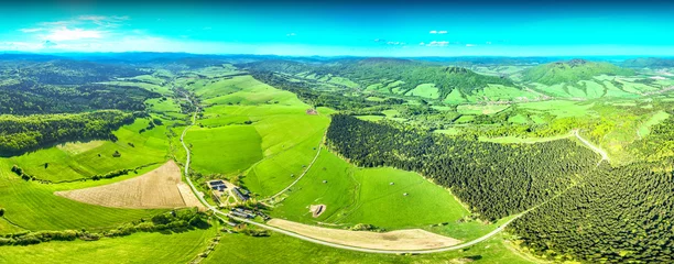 Foto op Canvas Lot nad Muszynką wiosną. Piękna panorama. © rogozinski
