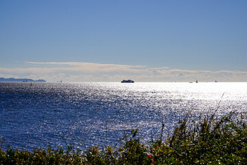 観音崎公園から晴れ渡った東京湾浦賀水道（神奈川県横須賀市）