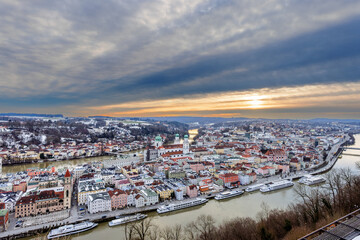 Fototapeta premium Sunset on a winter evening over Passau, Bavaria, Germany.
