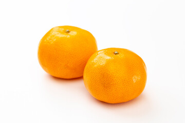 白背景にミカン