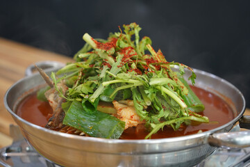 It is a traditional Korean fish stew made with plenty of red pepper powder or red pepper paste and seasoned with various vegetables. The most used fish here are cod, haddock, and pollock.