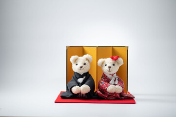 打掛を着たクマのぬいぐるみ