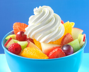 Obstsalat, Sahne, blaue Schale, Früchte, blaue Schale,