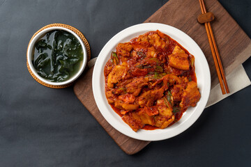 Bossam, pork, boiled pork, spicy pork ribs, ribs, pork front legs, shrimp gambas, gambas, stir-fried pork, lunchbox, Jeju, pork back ribs,
