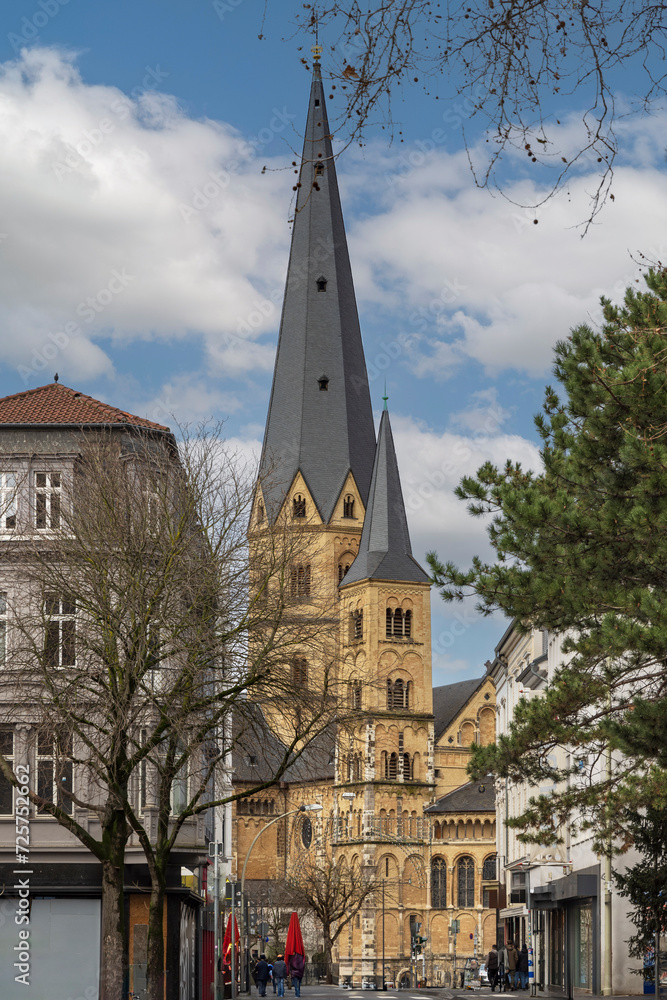 Sticker bonner münster von der straße am neutor aus gesehen (chorbereich)