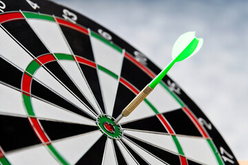 Dart hitting on center target