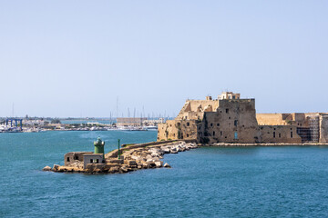 Porto di Brindisi in Puglia, Italia - obrazy, fototapety, plakaty