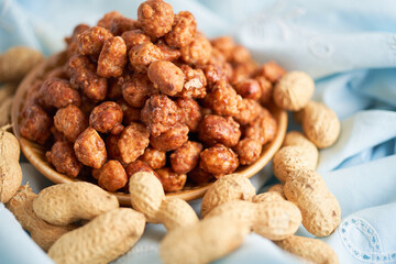 Roasted peanut with caramel or garapiñado, candy traditional from mexico