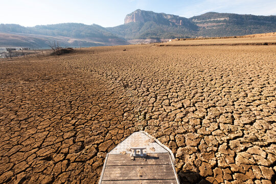 Abandoned dock at the Sau reservoir, Panta de Sau, due to Catalonia's biggest drought in history