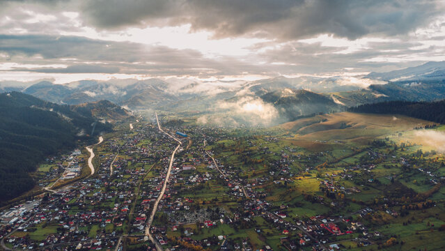 Romania frumoasa campulung in ceata