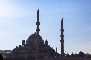 Fototapeta na wymiar Yeni Cami or New Mosque view from Galata Bridge at daytime.