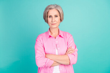 Photo of strict serious senior person with bob hairstyle wear stylish shirt hold arms crossed...