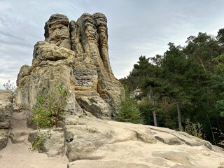 Wanderer an den Klusfelsen bei Halberstadt