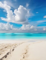 Obraz premium Beautiful sandy beach with white sand and rolling calm wave of turquoise ocean on Sunny day on background white clouds in blue sky Generative AI