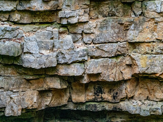 Gesteinsschichten im Eisiger Loch