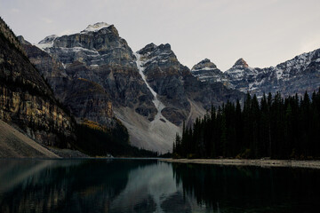 Moraine Lake, Banff National Park, Alberta, Canada 