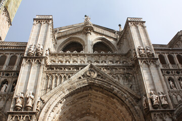 Fototapeta na wymiar Cathedral of Saint Mary in Toledo, Spain