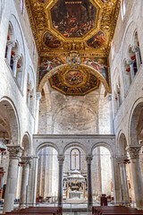 Bari, city in Puglia, Italy, Church of Saint Nicolas - interior view