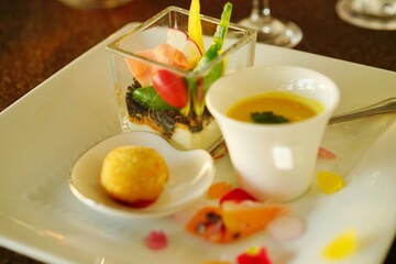 Close-up shots of the appetiser