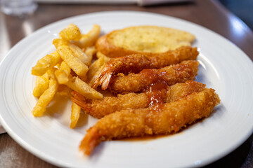 Fry shrimp and chips