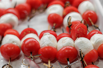 Mozzarella and tomatoes skewers