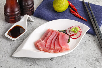 Japanese cuisine - sliced tuna sashimi