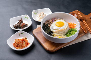 Bibimbap, Korean food, braised spicy chicken, braised spicy chicken, budae jjigae, stir-fried spicy pork, pork
