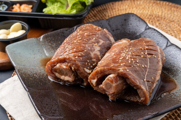 beef, ribs, seasoning, pork, Korean food, grilled meat, grill, side dish, lettuce, onion, garlic, vegetables