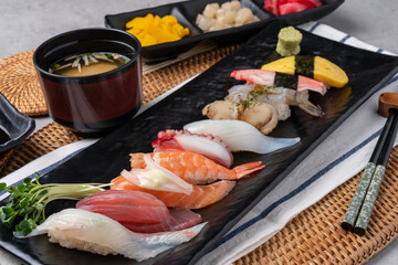 Flatfish, sushi, salmon, fish, sashimi, shrimp, tuna, and Japanese