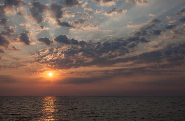 The picturesque sun over the sea