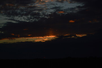 Fototapeta na wymiar Wschód słońca 