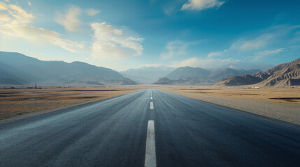 Naklejka premium Empty desert road and city