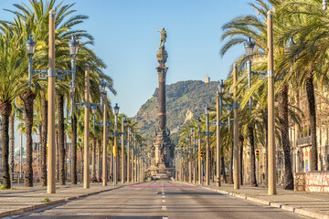 View of Christopher Columbus monument in Barcelona, Spain. - obrazy, fototapety, plakaty